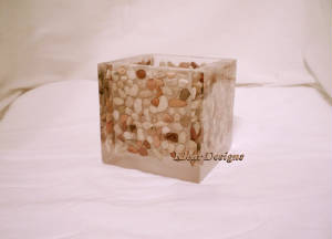 webassets/GlowboxBalipebblesRTLOGO001.jpg